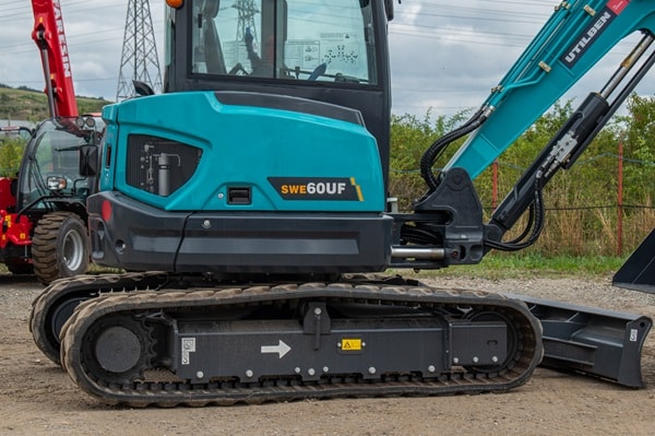 Midiexcavator SUNWARD SWE 60 UF de vanzare